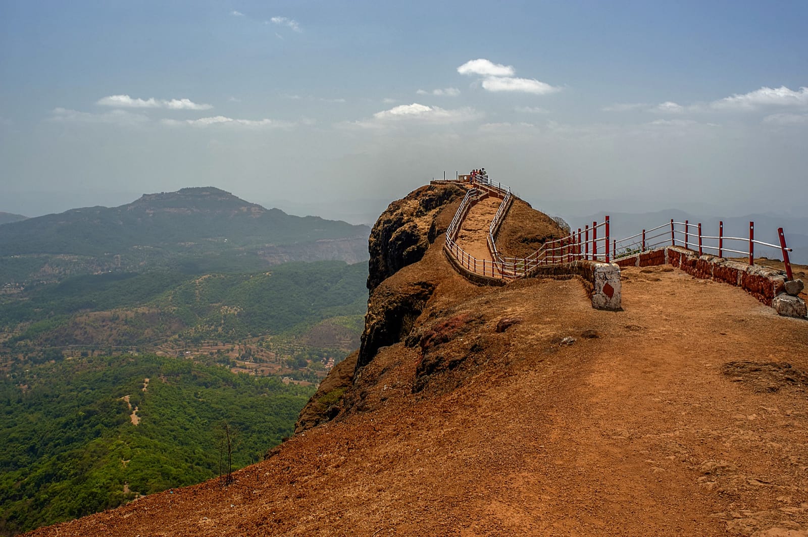 mahabaleshwar-elephants-head-point