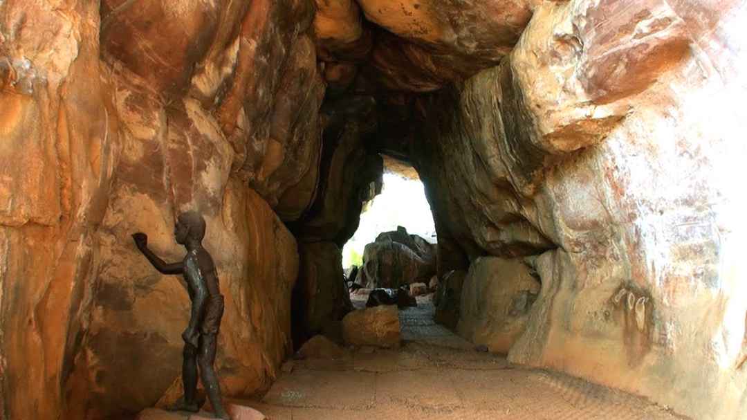 Bhimbetka-Caves