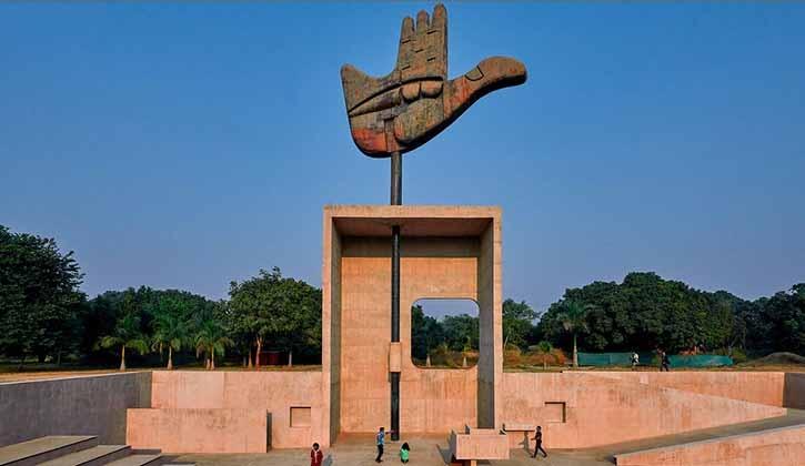 Chandigarh-Open-Hand-Monument