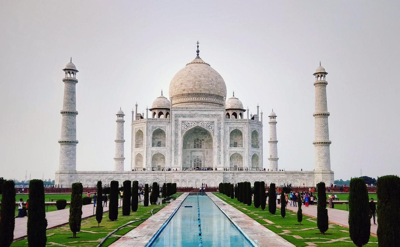 Taj-Mahal