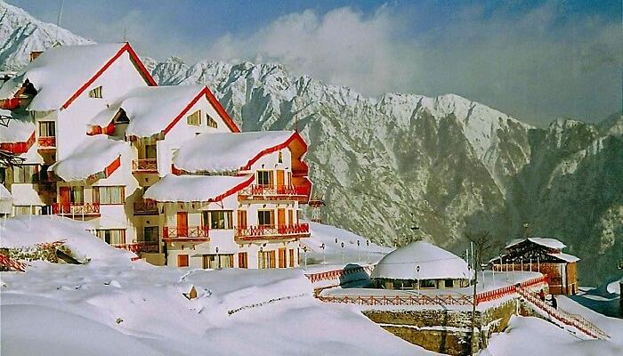How-are-houses-in-hill-stations-made-warmer-during-winters