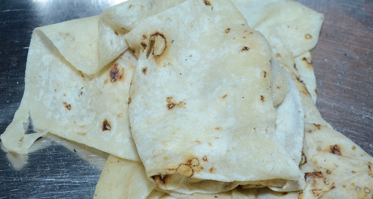 Naan-and-rumali-roti