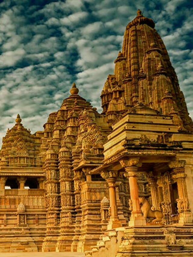 10 Must-Visit Tourist Places in India