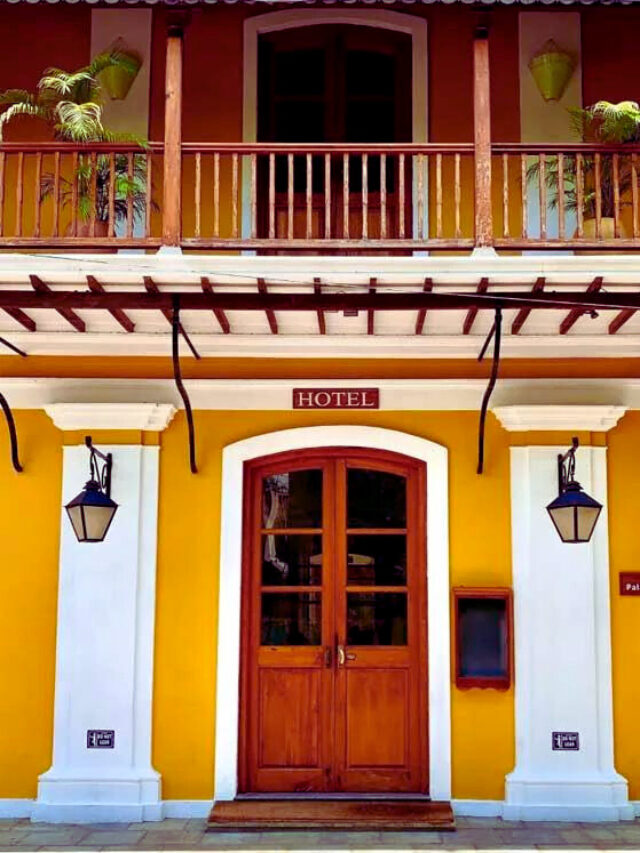 Boutiques in White Town CNVA